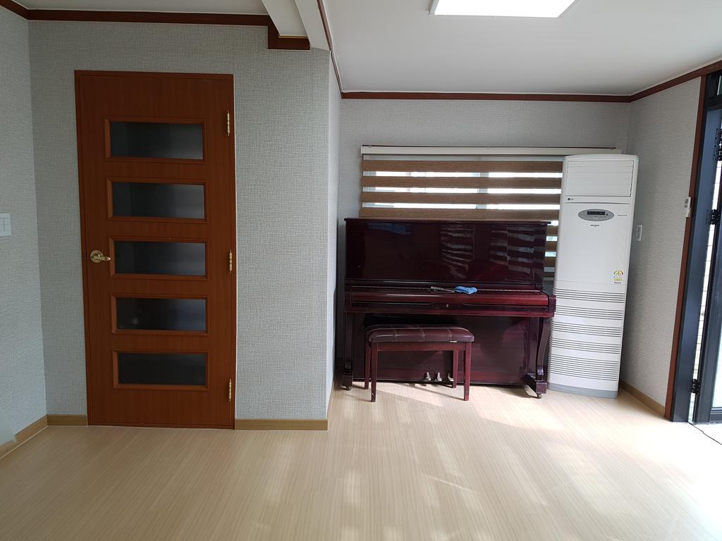 Bluesky Pension Pocheon Εξωτερικό φωτογραφία