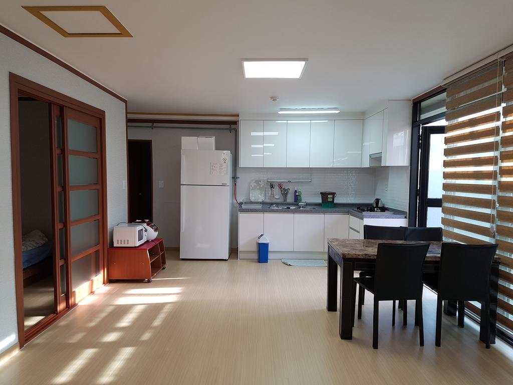 Bluesky Pension Pocheon Εξωτερικό φωτογραφία